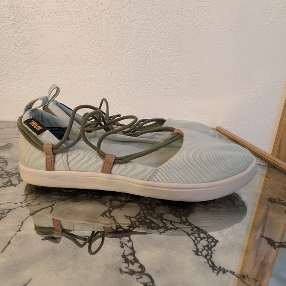 Teva Voya Infinity Light Green Casual Shoes With Straps Women's Size 7 - Picture 4 of 7